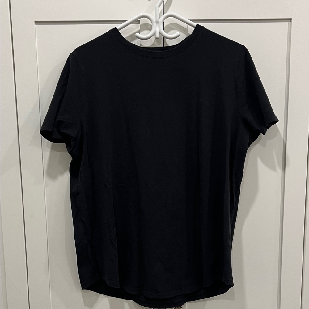 lululemon athletica Black Short Sleeve Tee